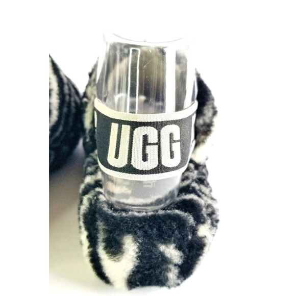 UGG Fluff Yeah Slide Black White Zebra Slipper Sandal Sz 5 36 Sheepskin Fur - Picture 11 of 14